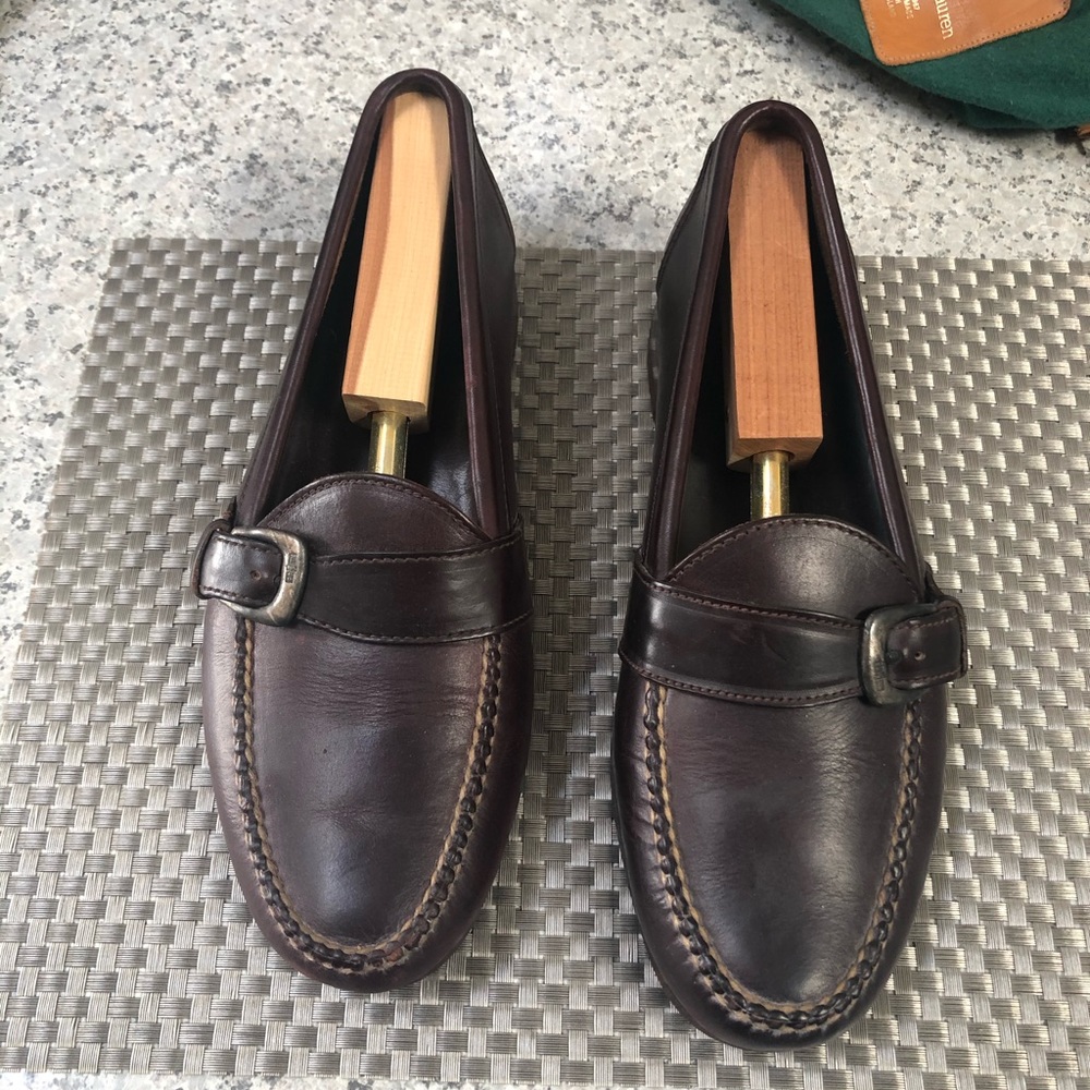 Men’s dress shoes